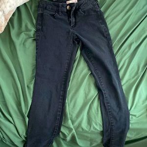 Black Ultimate Low Rise Jeggings- Size 3